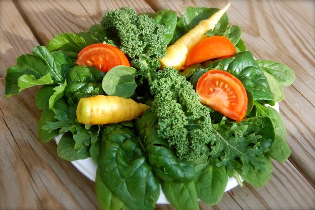 Na Zelený čtvrtek se podle lidové tradice doporučuje konzumovat špenát a jinou zeleninu | foto: Fotobanka Pixabay