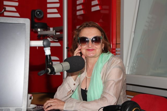 Eva Holubová odpovídla na otázky moderátorky Lucie Výborné | foto: Prokop Havel,  Český rozhlas