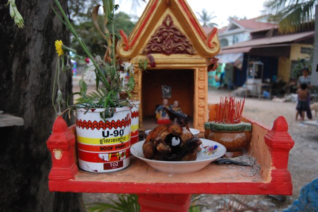 Domeček na jedné noze stojí v Kambodži na každém rohu | foto: Jaromír Marek,  Český rozhlas
