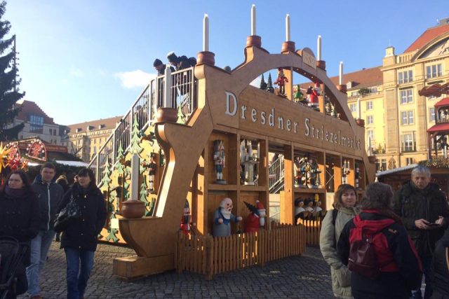 Vánoční trh v Drážďanech | foto: Gabriela Hauptvogelová,  Český rozhlas