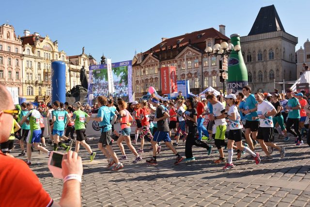 Běh se žlutou stužkou | foto:  Běh se žlutou stužkou