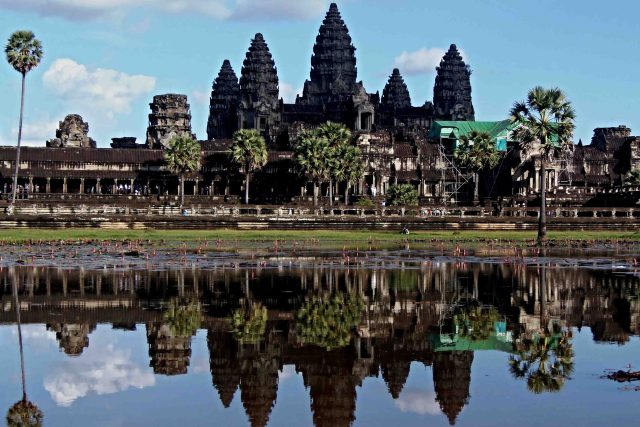 Monumentalita chrámů starobylého Angkorského království uchvacuje i po osmi stoletích | foto: David Jakš