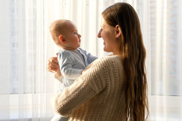 Skloubit rodičovství a práci je pro ženy v Česku těžké,  říklá sociolog Daniel Prokop  | foto: Shutterstock