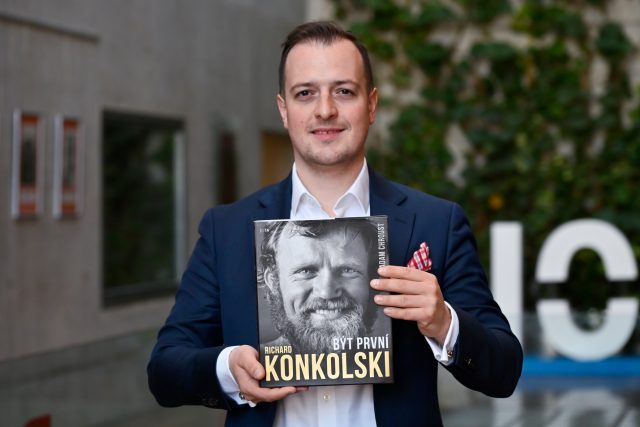 Publicista Adam Chroust,  autor biografie Richard Konkolski: Být první | foto: Agáta Nezbedová,  Český rozhlas