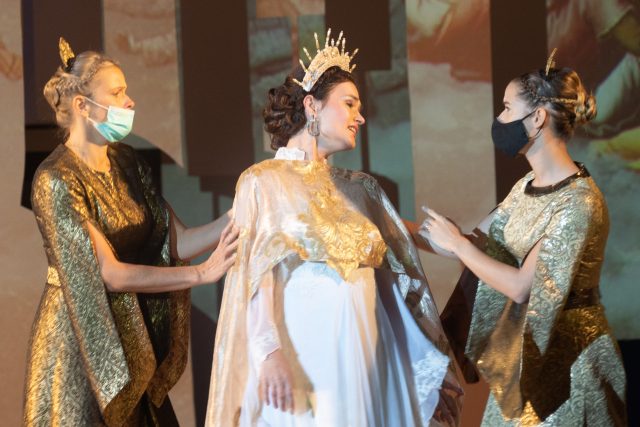 Jaké poslání má divadlo jakožto kulturní instituce dnes? | foto: Profimedia