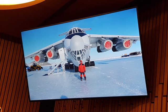 Lucie Výborná na Antarktidě | foto: repro ,  Miloslav Hamřík