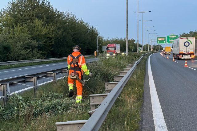 Dálnice je třeba udržovat v zimě i v létě | foto: Martin Pařízek,  Český rozhlas