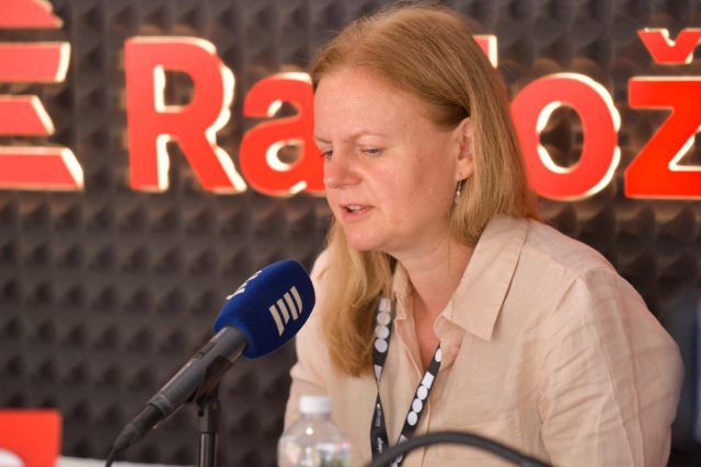 Theodora Remundová jako Host Radiožurnálu v Karlových Varech | foto: Milan Vobecký,  Český rozhlas