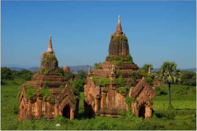 Spojení chrámů s přírodou je pro Barmu klasické | foto: David Hainall