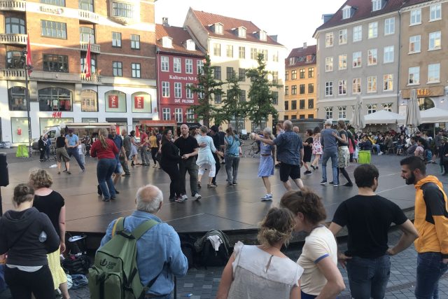 Jazzový taneční festival na kodaňském náměstí Kultorvet | foto: Jakub Lucký,  Český rozhlas,  Český rozhlas
