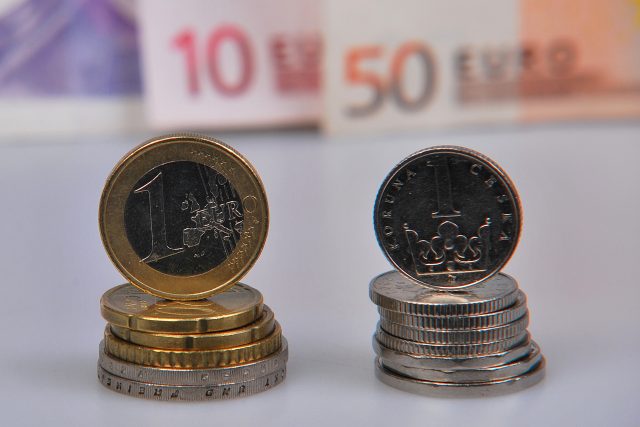 Euro a koruna | foto: Profimedia