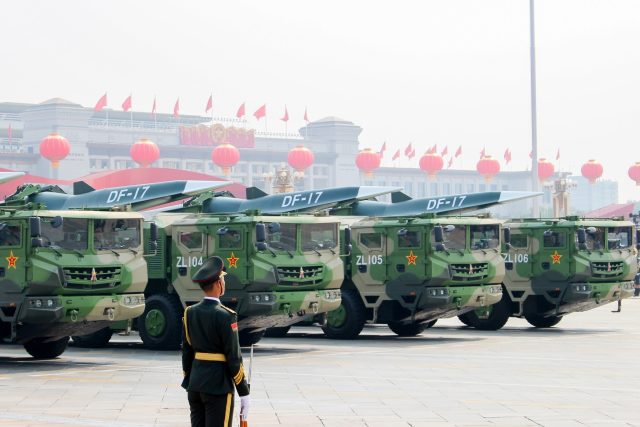 Čínská armáda | foto: Fotobanka Profimedia
