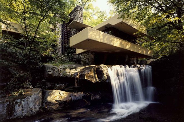 Vila Fallingwater architekta Franka Lloyda Wrighta v Pensylvánii | foto: Western Pennsylvania Conservancy