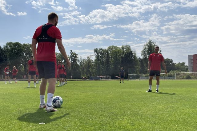 Moderní technologie se stále více využívají i ve fotbale | foto: Martin Pařízek,  Český rozhlas