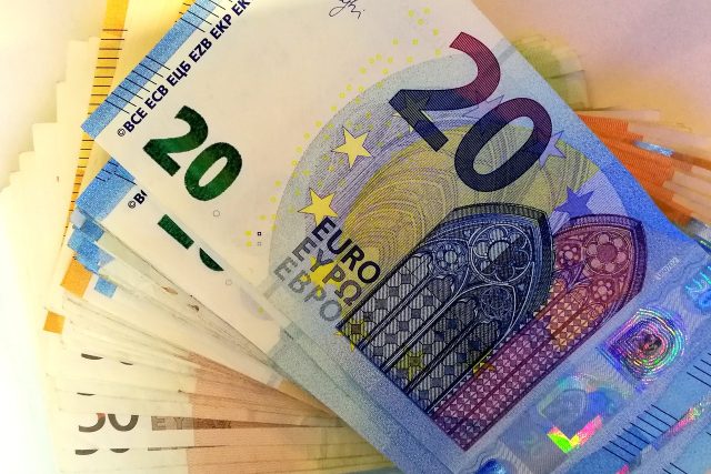 Peníze - euro | foto: Pixabay