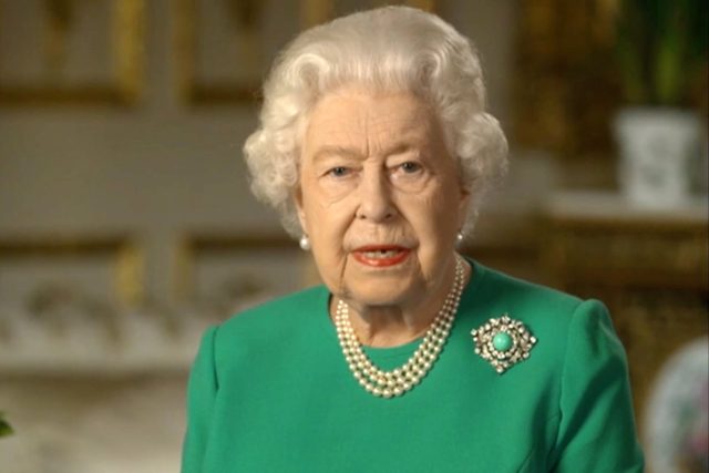 Alžběta II.; The UK's Queen Elizabeth addresses the nation over the coronavirus crisis | foto: Fotobanka Profimedia