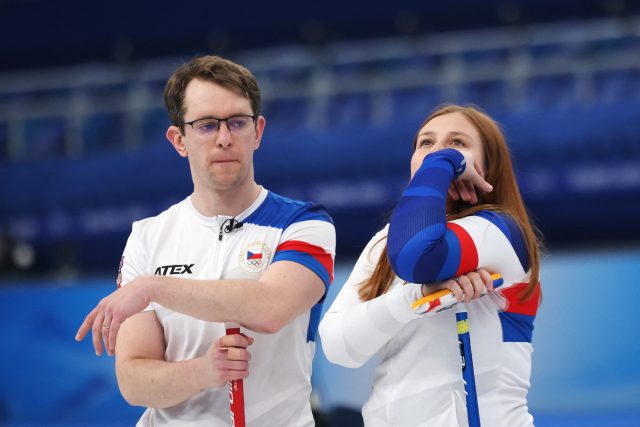 Zuzana a Tomáš Paulovi během utkání s Kanadou. | foto: EVELYN HOCKSTEIN,  Reuters