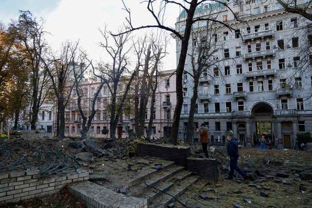 Kyjev po ranním útoku | foto: Valentyn Ogirenko,  Reuters