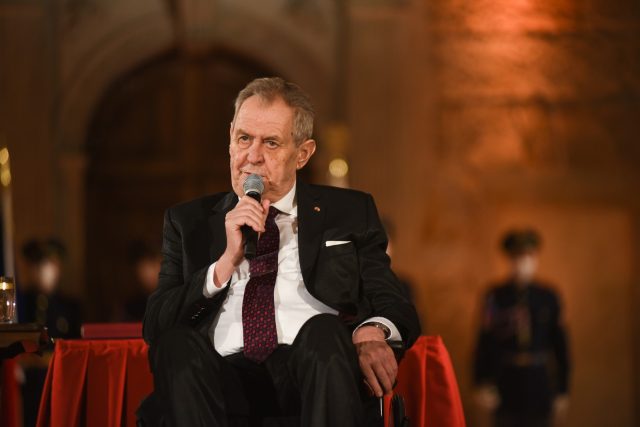 Prezident Miloš Zeman při předávání státních vyznamenání | foto: Pražský hrad