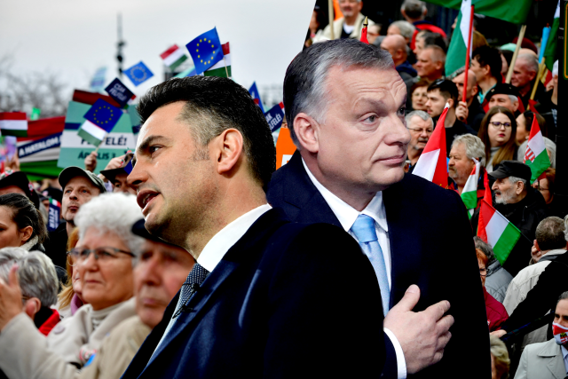 Boj o křeslo maďarského premiéra mezi Péter Márki-Zayem a Viktorem Orbánem | foto: koláž iRozhlas.cz