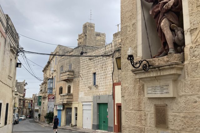 Někteří obyvatelé Malty vnímají členství v Evropské unii jako logické pokračování historického vývoje,  kdy se Malta opírala o svou strategickou polohu ve Středozemním moři | foto: Martin Balucha,  Radiožurnál