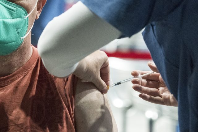 Bude dostatek vakcín? | foto: Michaela Danelová,  iROZHLAS.cz