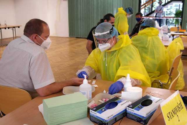 Testování kvůli koronaviru v OKD | foto: OKD