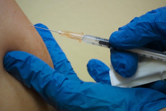 očkování proti koronaviru | foto: Matěj Skalický,  Český rozhlas,  Český rozhlas Radiožurnál