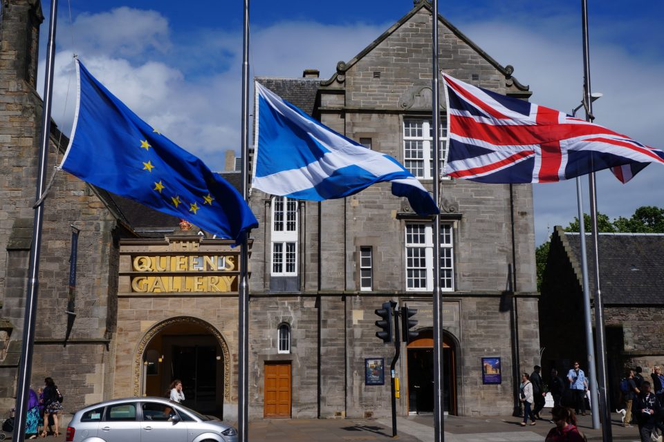Vlajky,  Skotsko,  Velká Británie,  referendum,  brexit | foto: Viktor Daněk,  Český rozhlas
