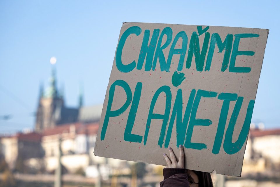 Protest klima demonstrace Pražský hrad | foto: Profimedia