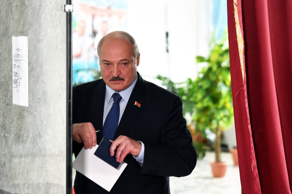 Lukašenko letos čelí silné opozici | foto: Sergei Gapon,  Reuters