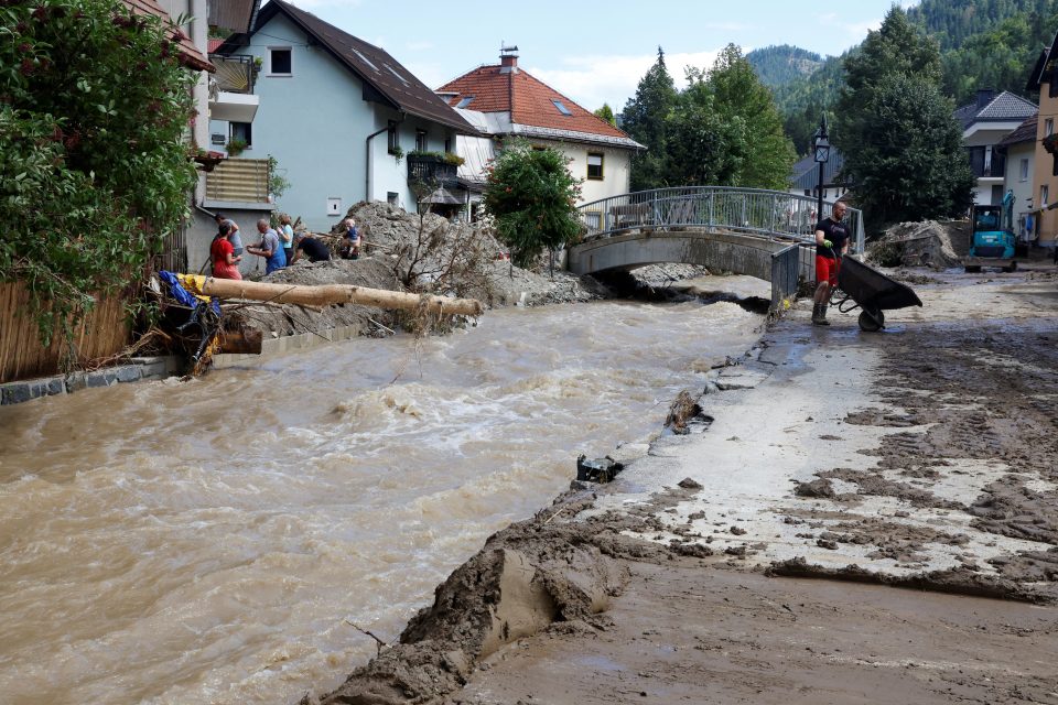 Silné deště rozvodnily potoky a řeky | foto: Profimedia