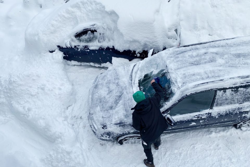 mráz,  led,  zima,  auto,  sníh  (ilustrační foto) | foto: René Volfík,  iROZHLAS.cz