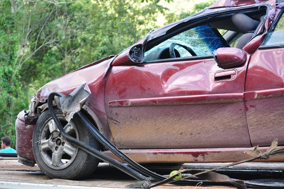 Auto po nehodě  (ilustrační foto) | foto: Fotobanka Pixabay