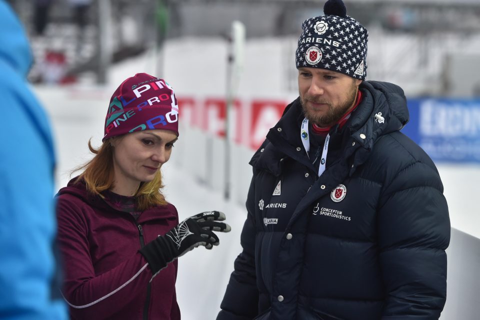 Kateřina a Matthew Emmonsovi,  střelečtí poradci českého a amerického biatlonu | foto: Luboš Pavlíček,  ČTK