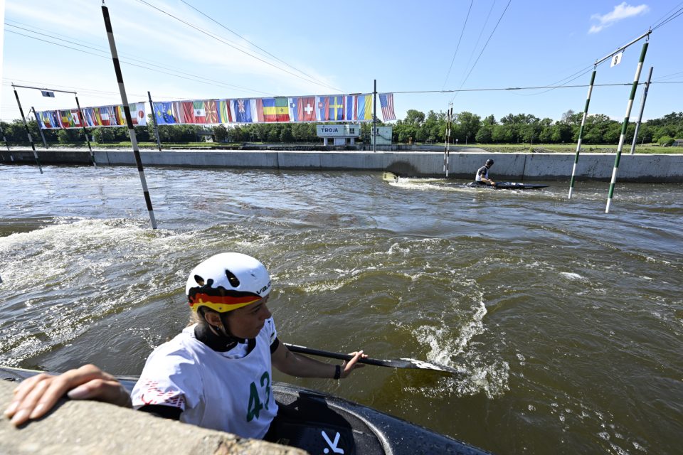 Kanál na vodní slalom v pražské Tróji | foto: Michal Kamaryt,  ČTK