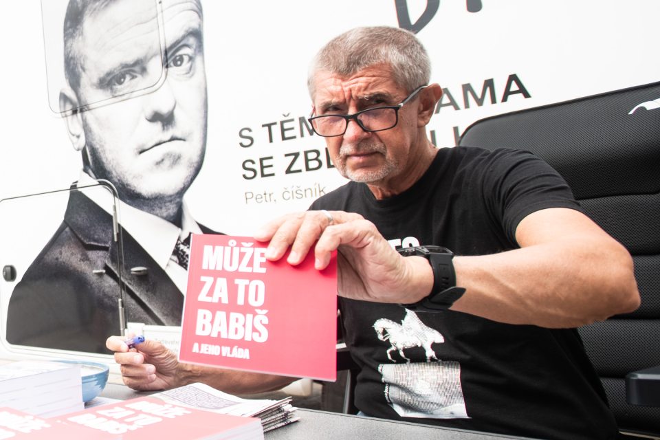 Předvolební mítink Andreje Babiše v Čelákovicích | foto: René Volfík,  iRozhlas