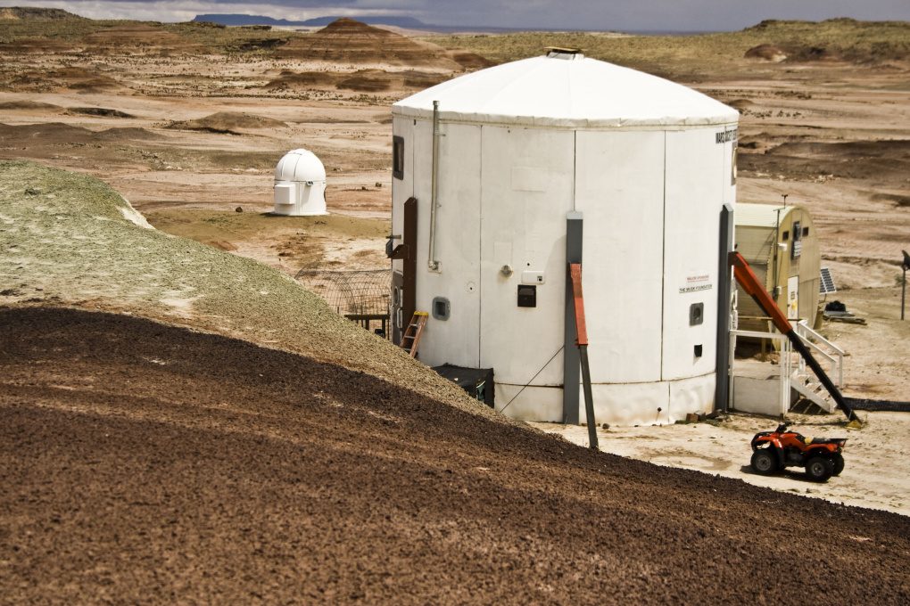Další krok k prozkoumání života na Marsu: americká NASA dnes vyšle vozítko Perseverance ...