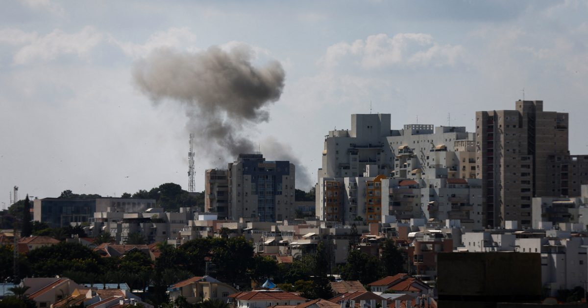 Pásmo Gazy: Otázkou bude, kdy se Izrael rozhodne odvetné akce ukončit, říká Břetislav Tureček