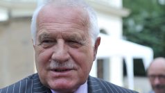 Bývalý prezident Václav Klaus na recepci pořádané ruskou ambasádou